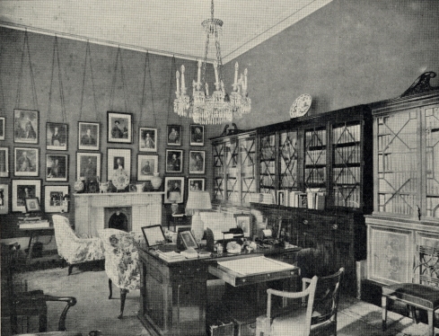 Catherine Lodge interior - library CM2109