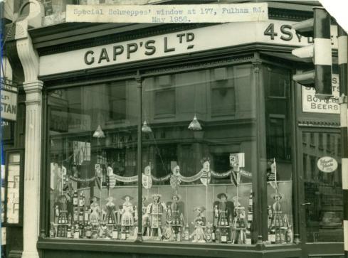 Gapp's store 177 Fulham Road May 1956 Schweppe's window